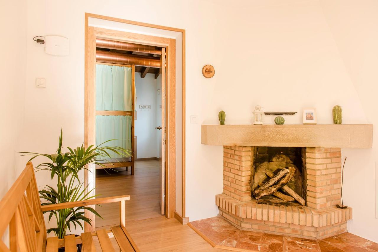 Albergue "La Yalga" Queruas エクステリア 写真