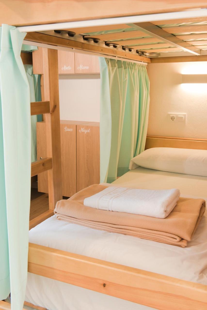 Albergue "La Yalga" Queruas エクステリア 写真